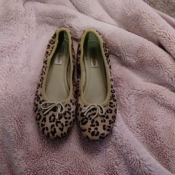 Steve Madden leopard flats Size 7 - Picture 2 of 4